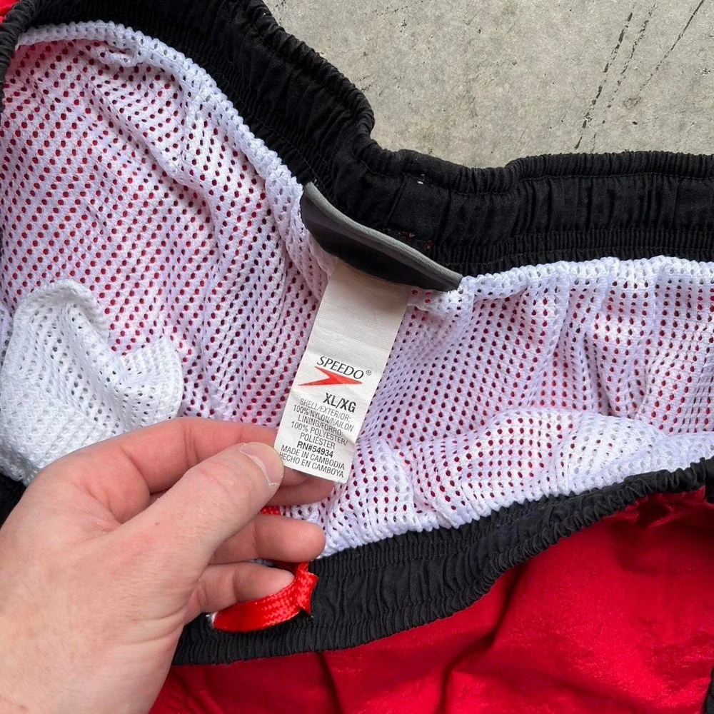 Vintage Speedo Mens Swim Shorts Red Black White Mesh Lined Trunks XL 32 Waist